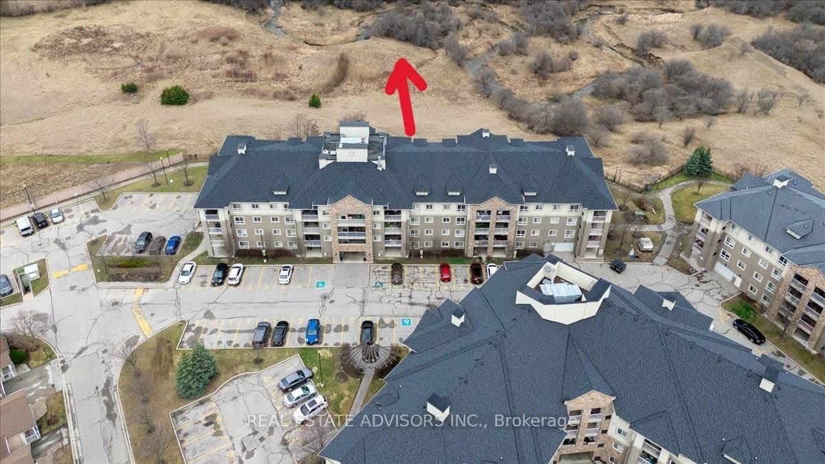 #2208 - 6 Dayspring Circle