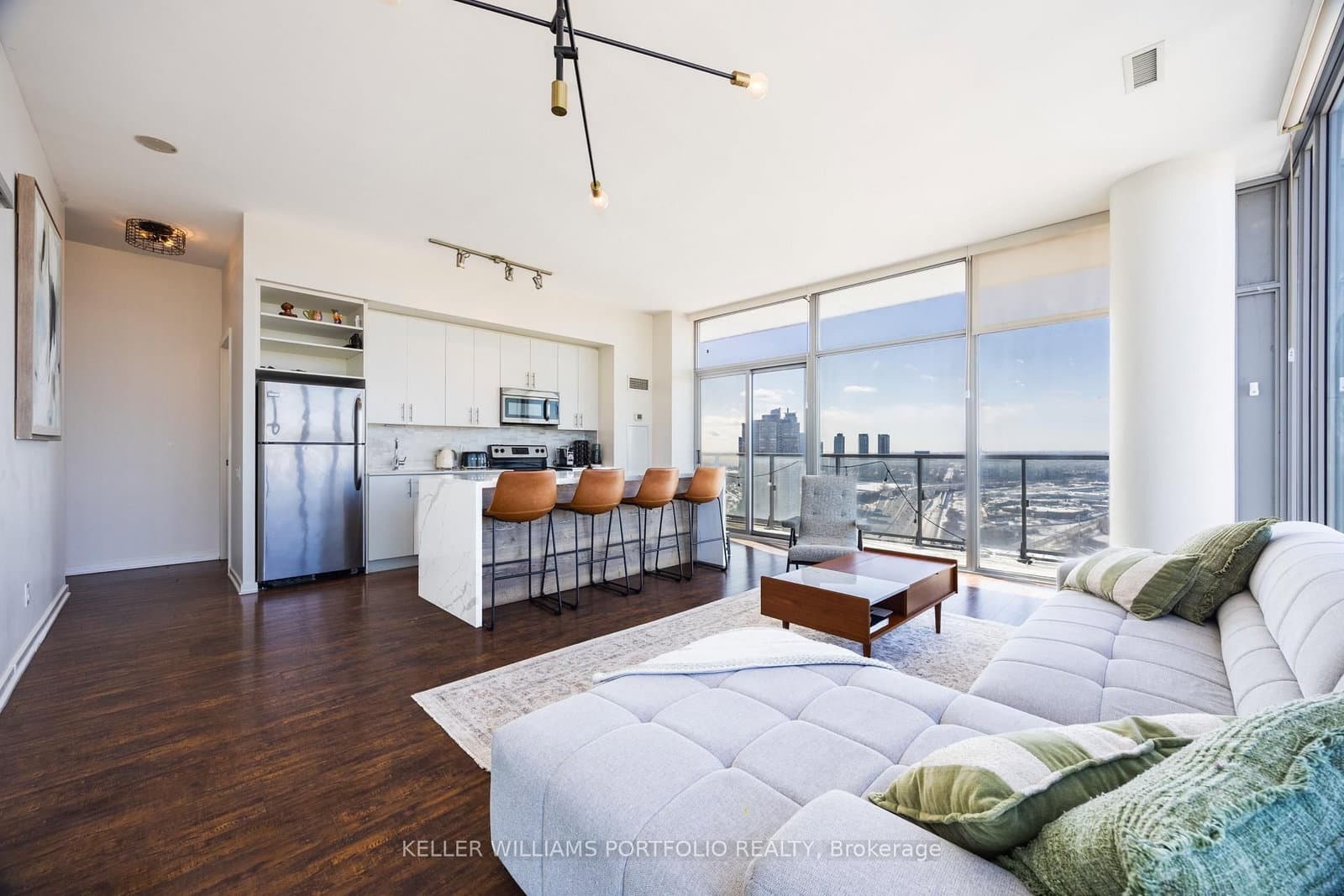 #3410 - 105 The Queensway Avenue