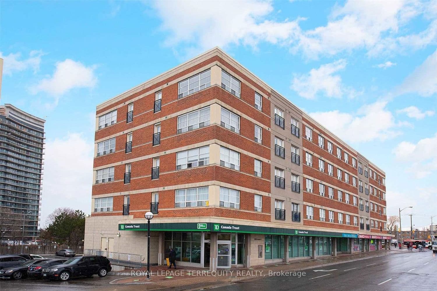 #219 - 1415 Lawrence Avenue W