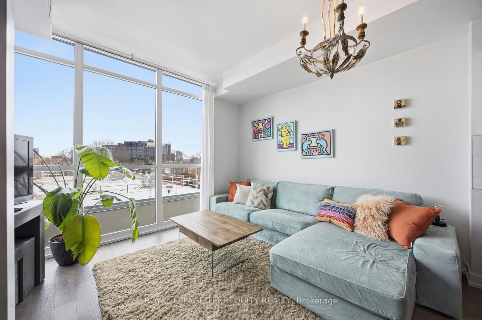 #510 - 36 Howard Park Avenue