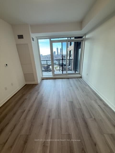 1185 Dupont Street, Unit 401