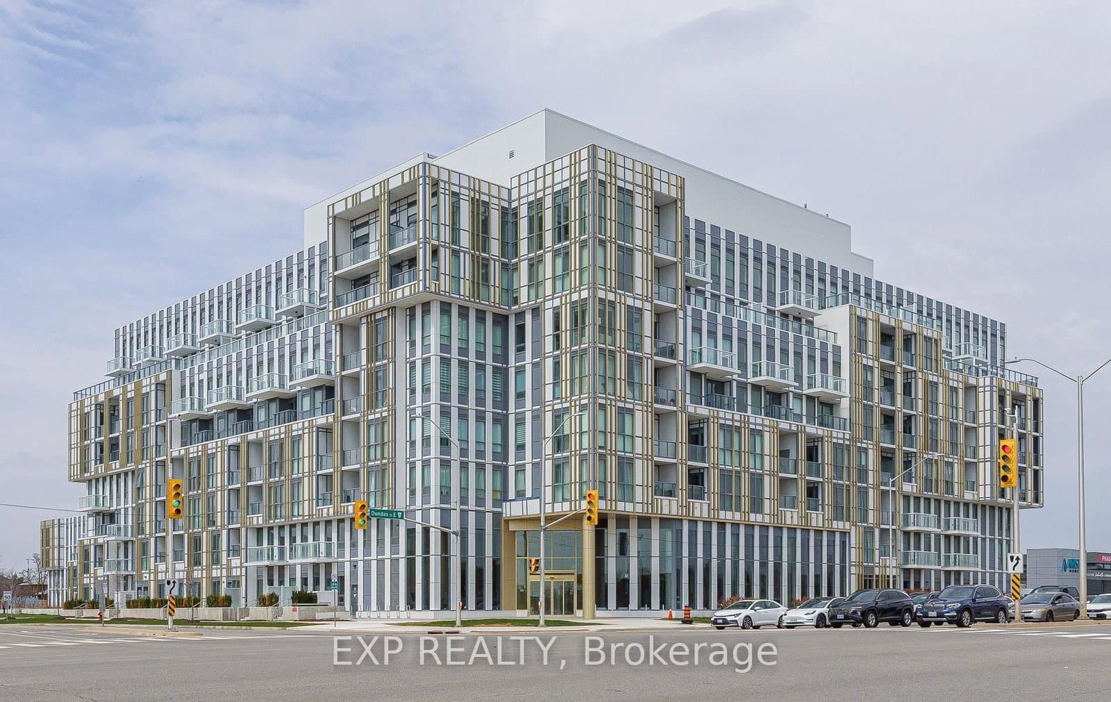 #546 - 1005 Dundas Street E