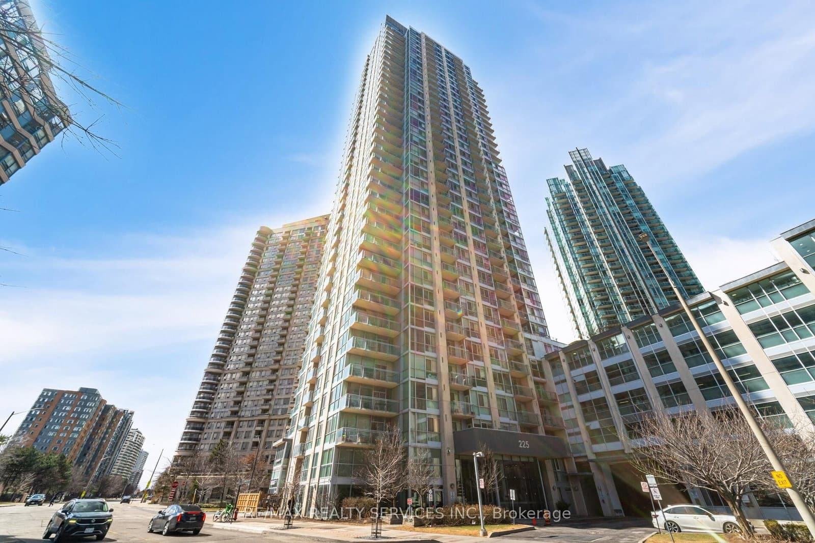 #810 - 225 Webb Drive