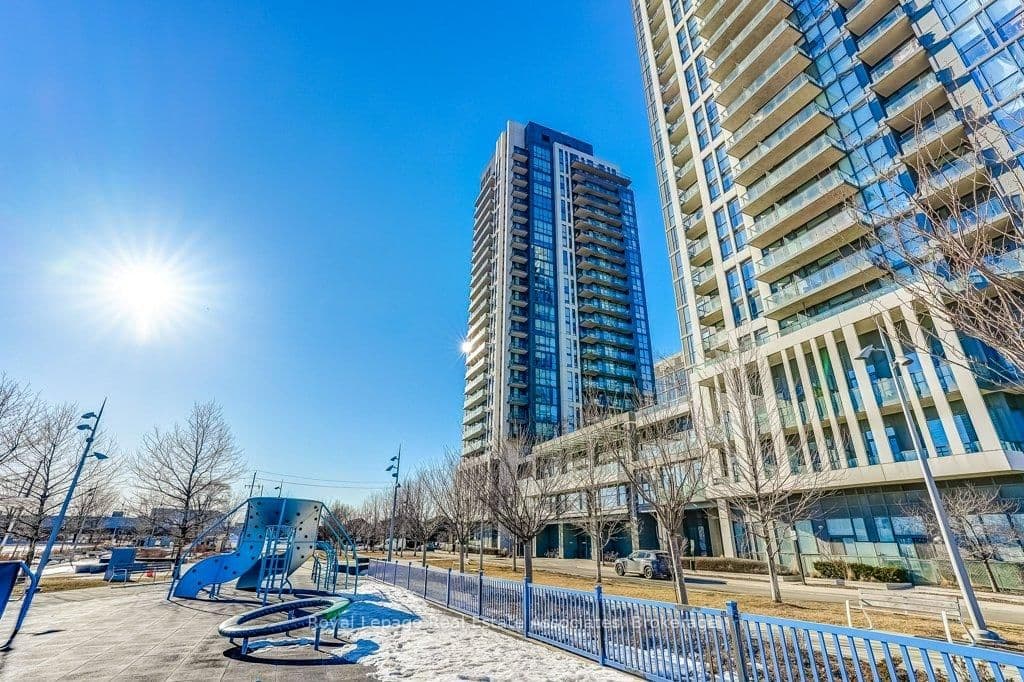 #209 - 15 Zorra Street