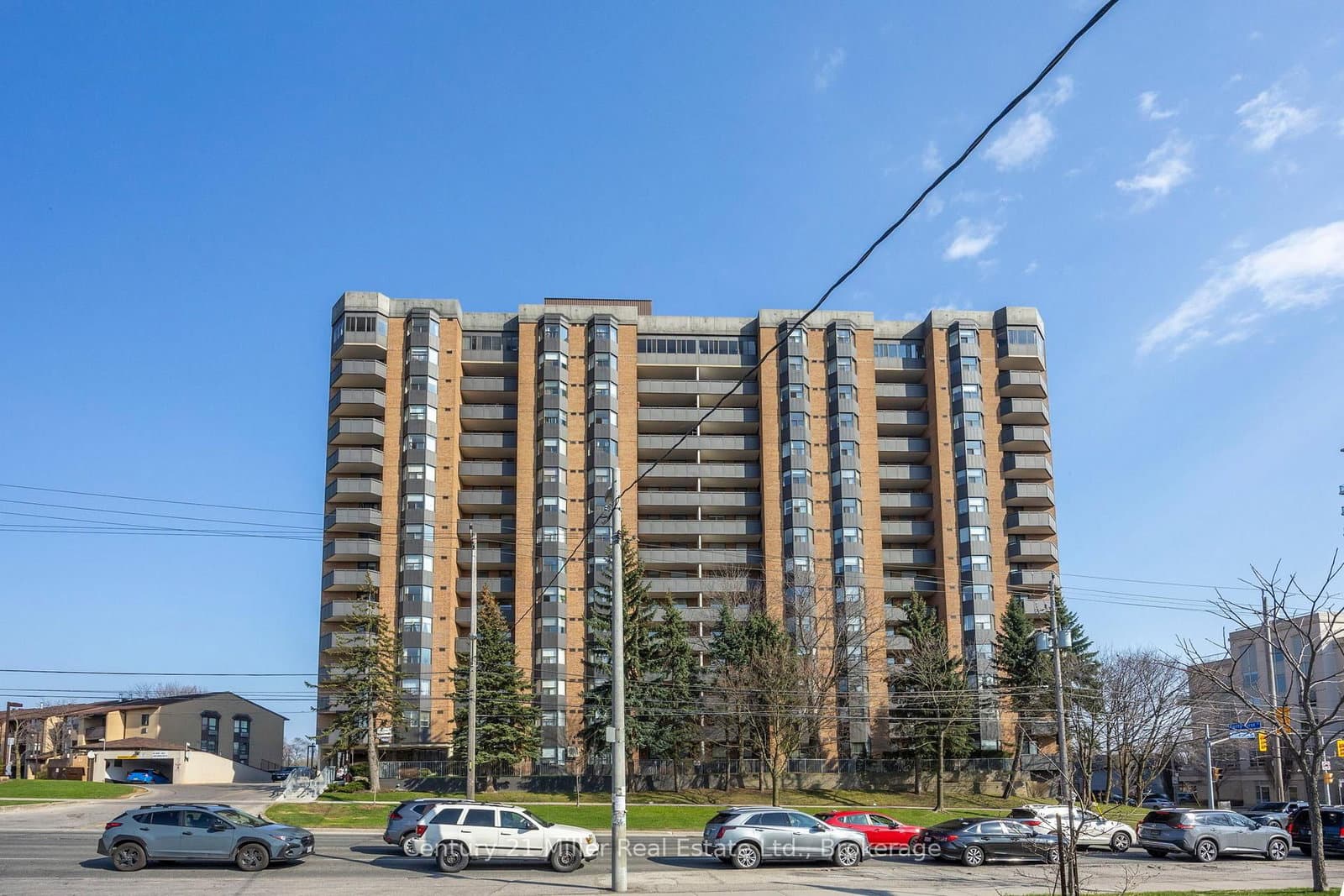 #411 - 3845 Lake Shore Boulevard W