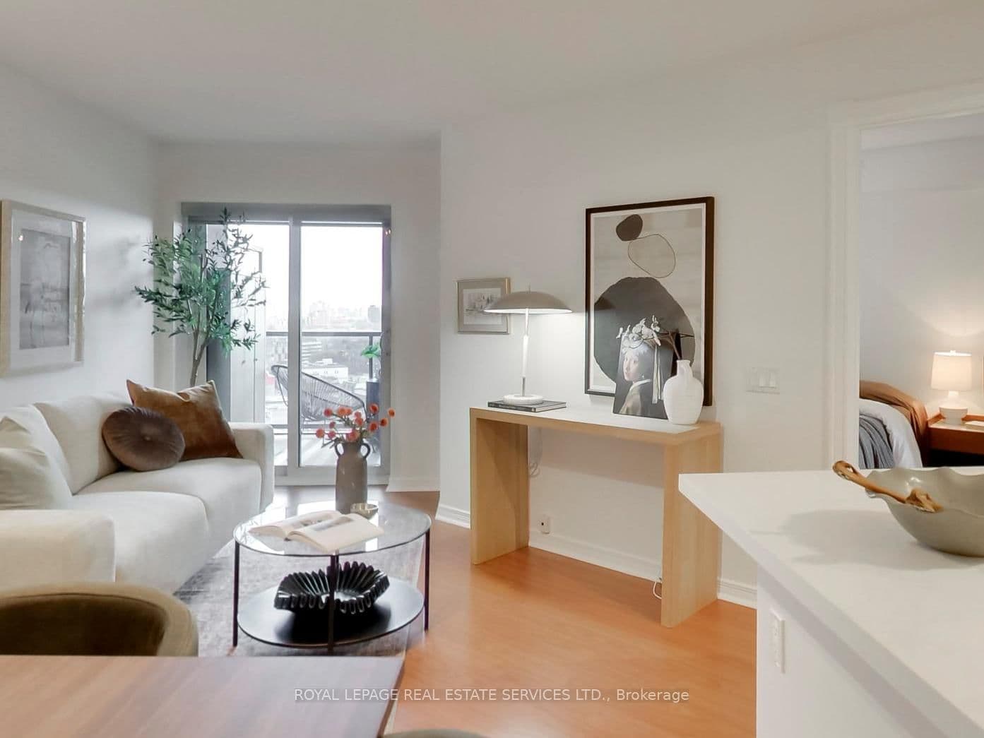 60 Heintzman Street, Unit 1713