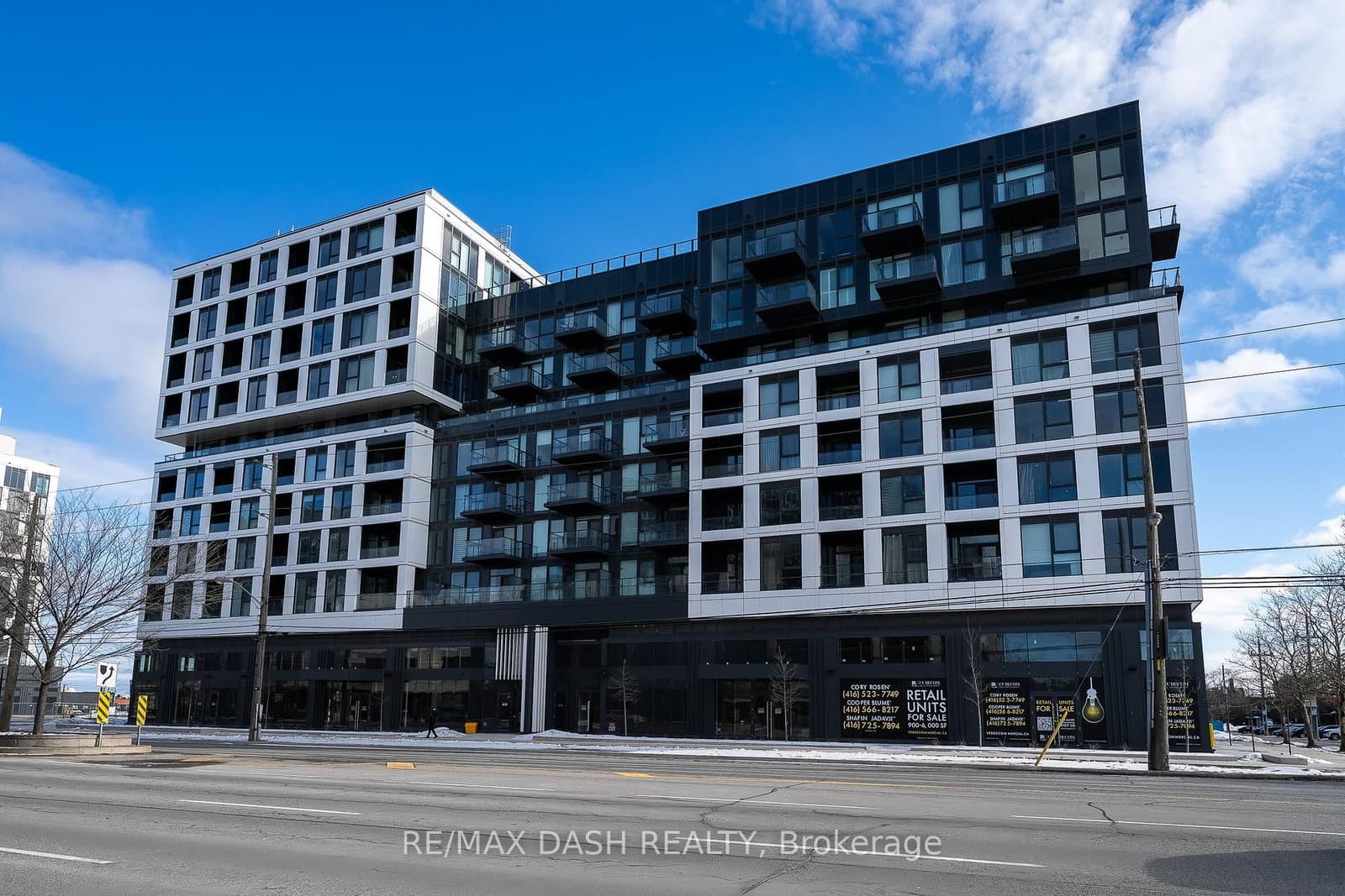 1037 THE QUEENSWAY Avenue, Unit 404