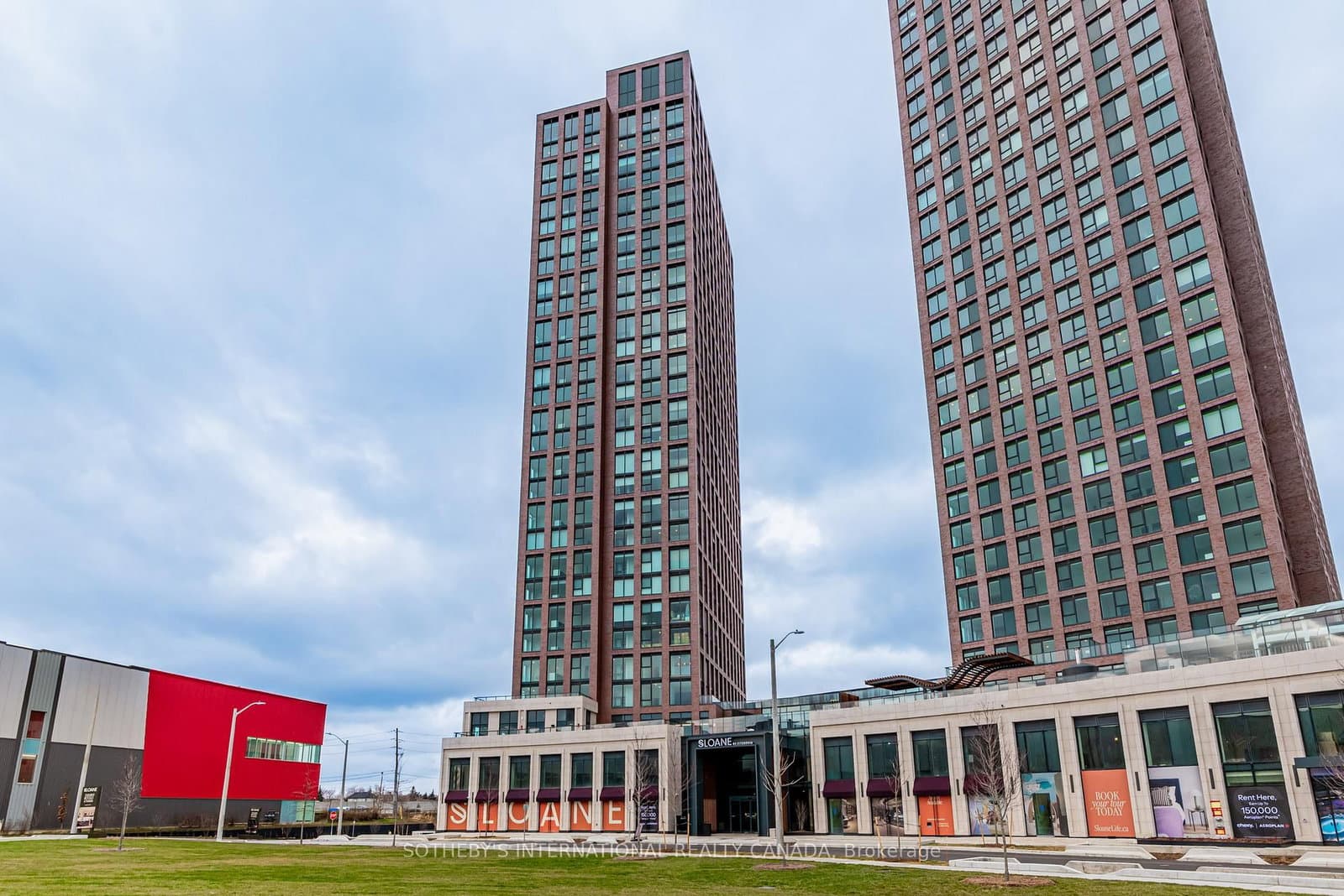 #1404 - 29 York Garden Way