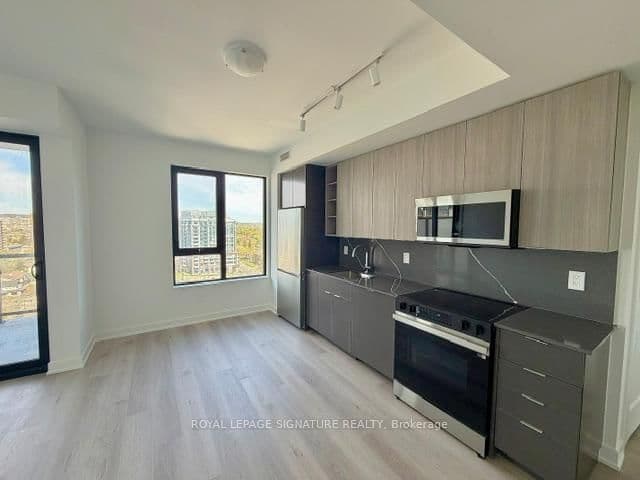 #1202 - 2075 Lakeshore Road