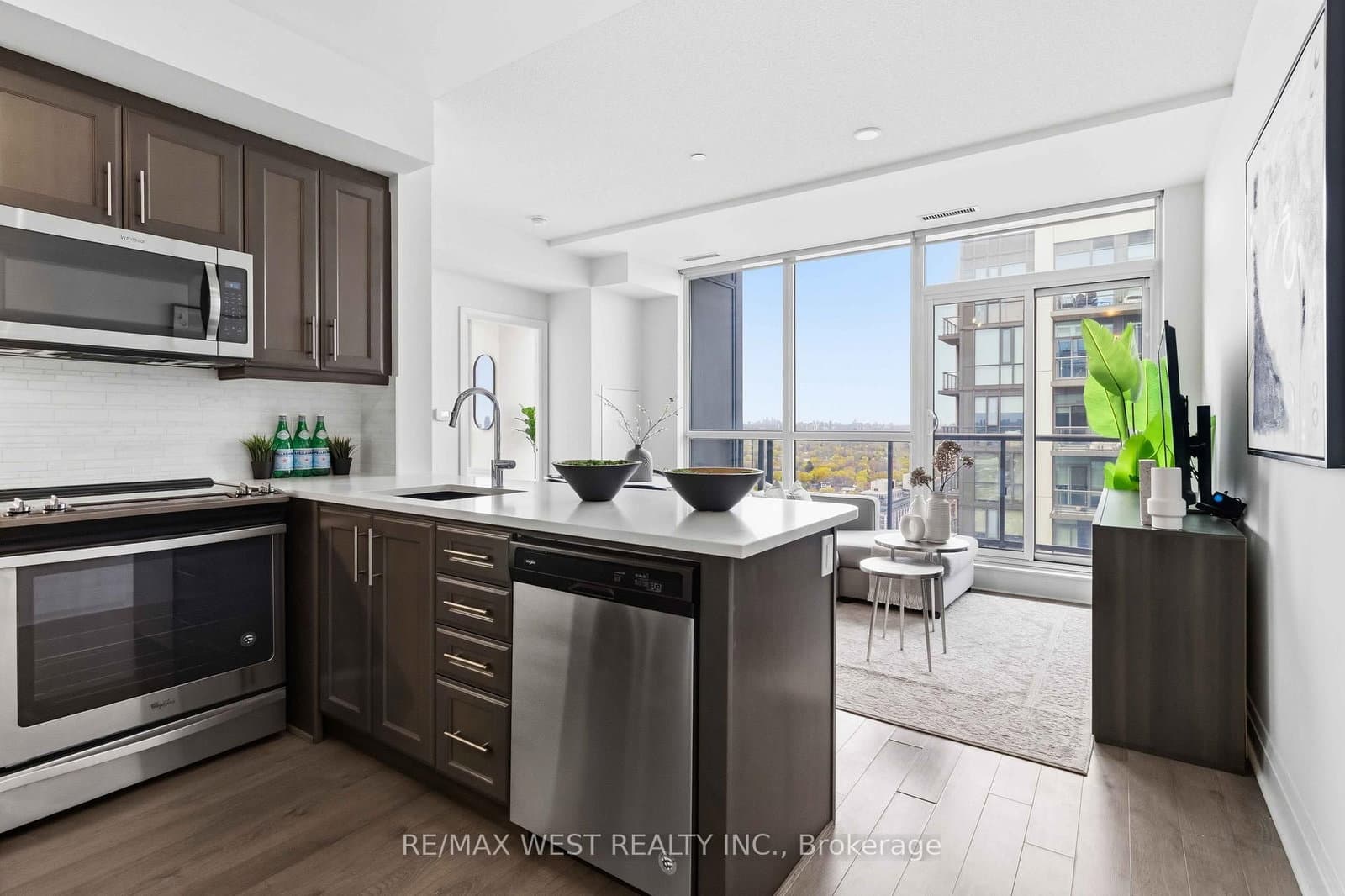 #2202 - 15 Zorra Street