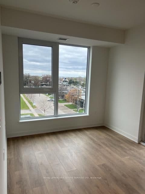 1037 The Queensway, Unit 412