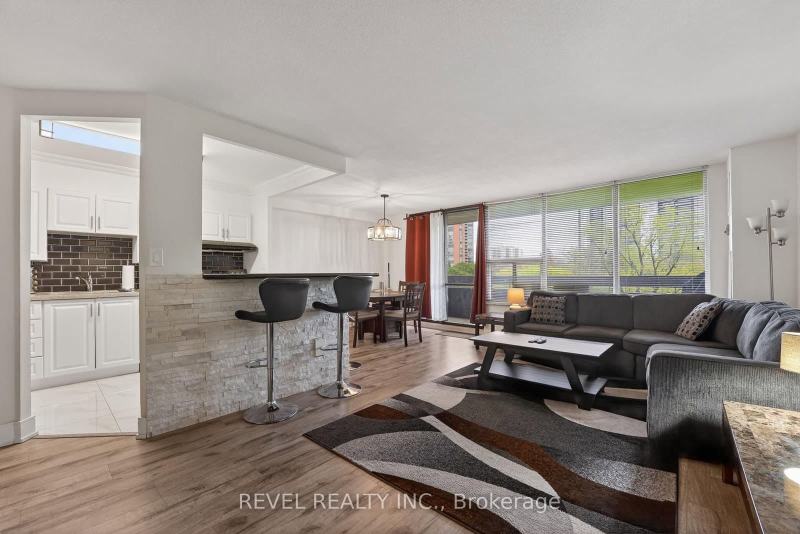 #403 - 11 Wincott Drive