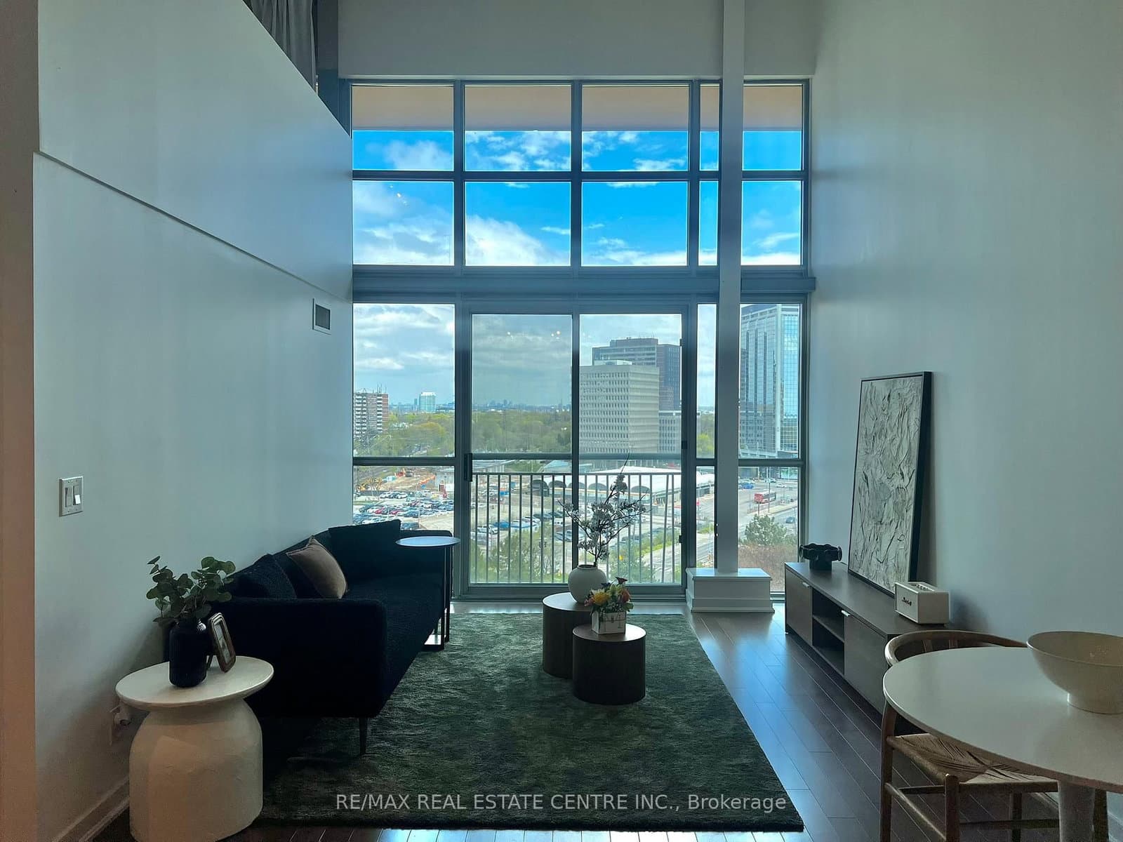 #803 - 2 Fieldway Road