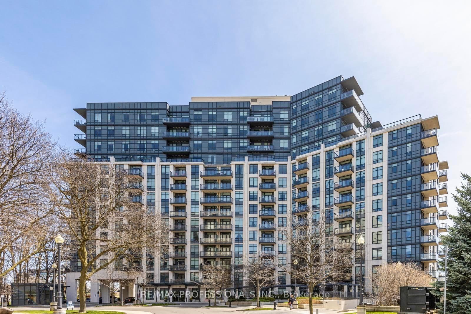 1135 Royal York Road, Unit 801
