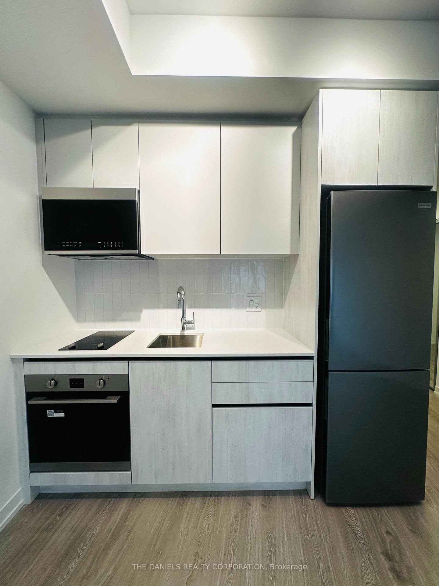 #312 - 2485 Eglinton Avenue W