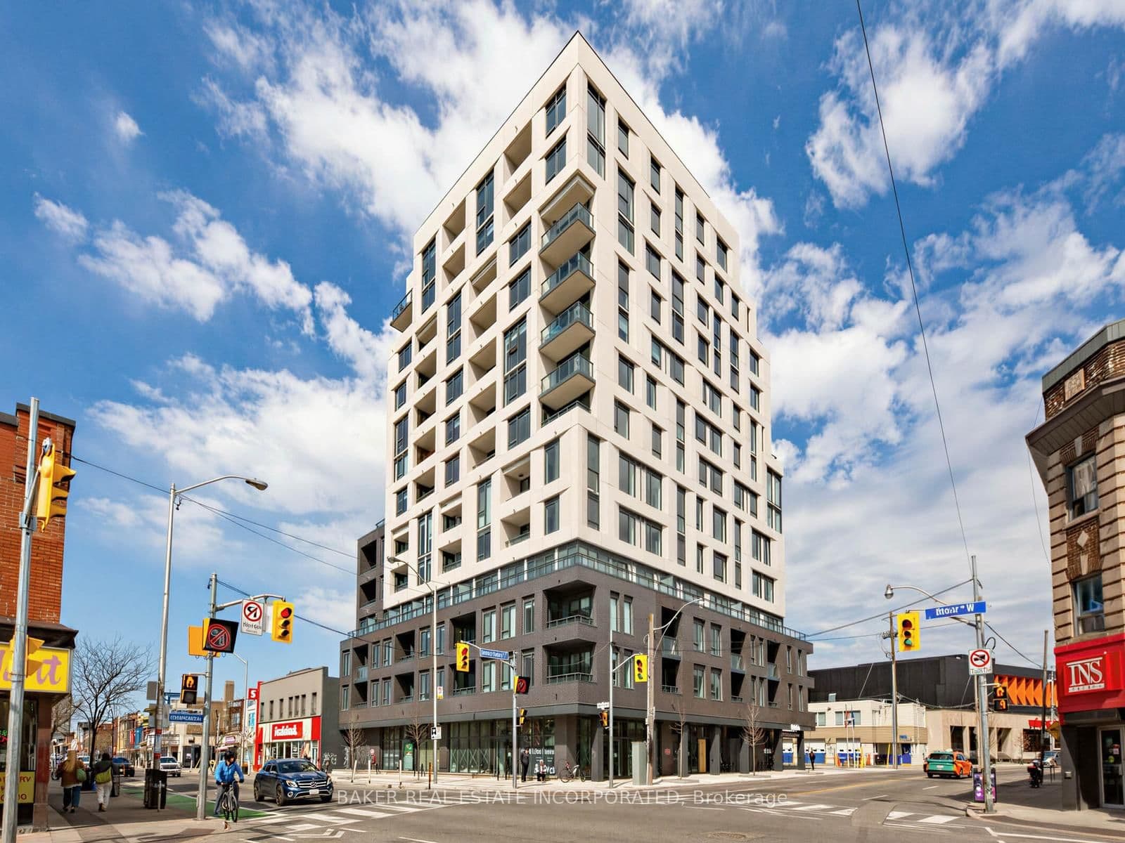 #1101 - 758 Dovercourt Road