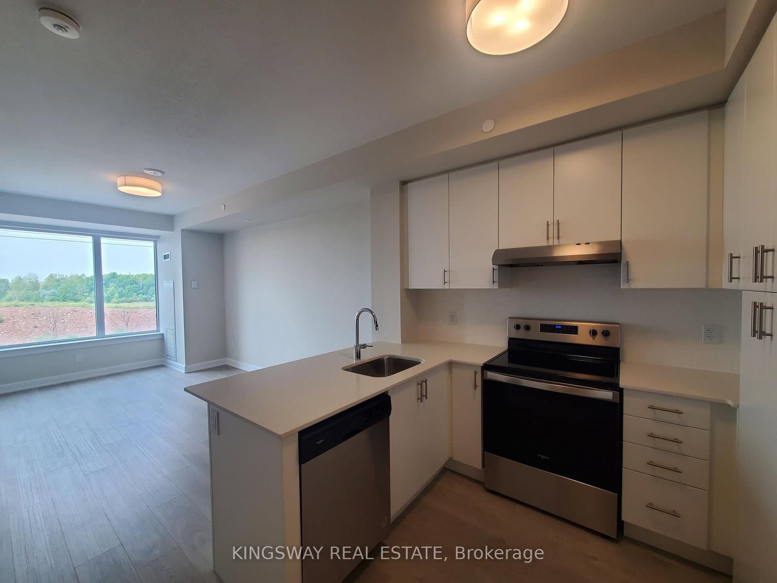3200 William Coltson Avenue, Unit 321