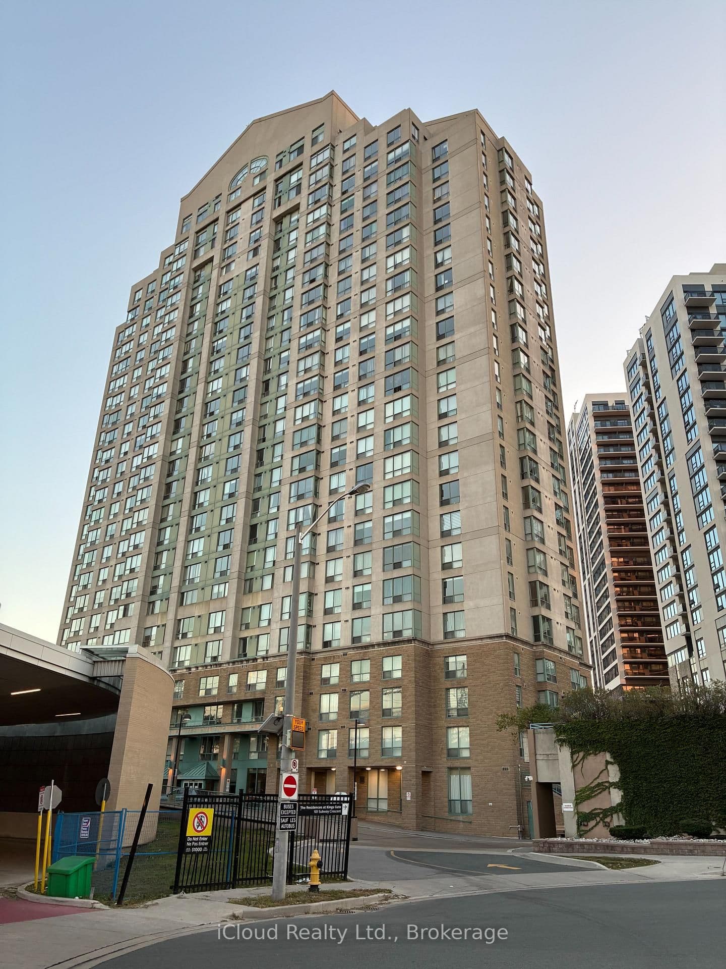 #302 - 101 Subway Crescent