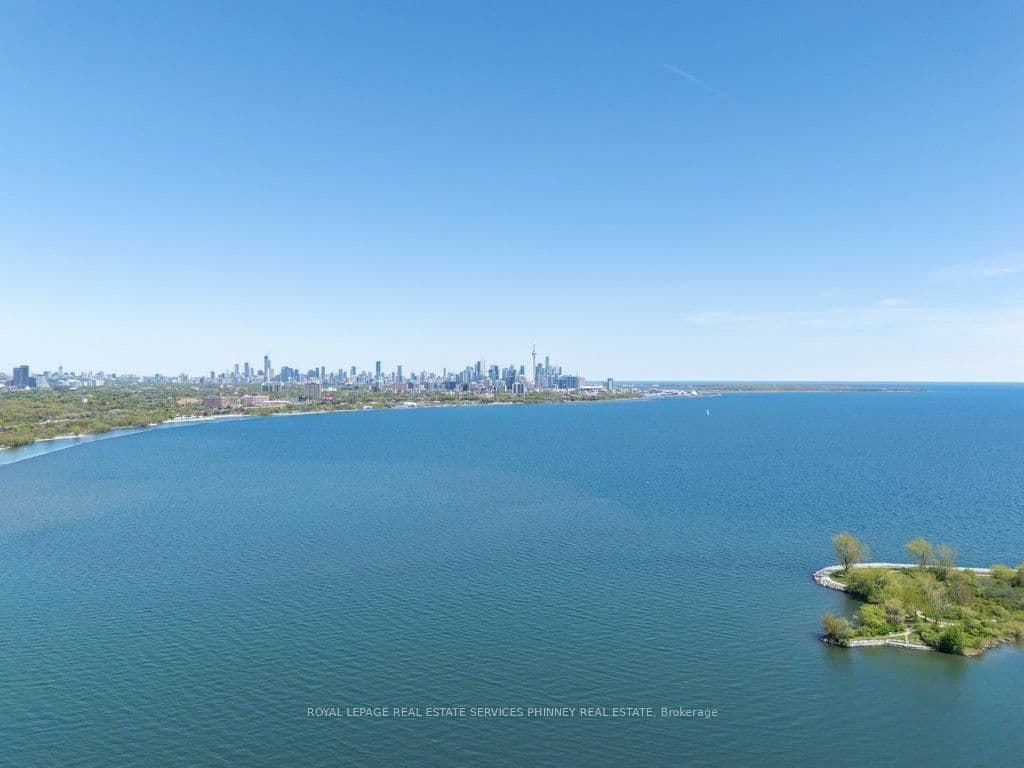 #4502 - 56 Annie Craig Drive
