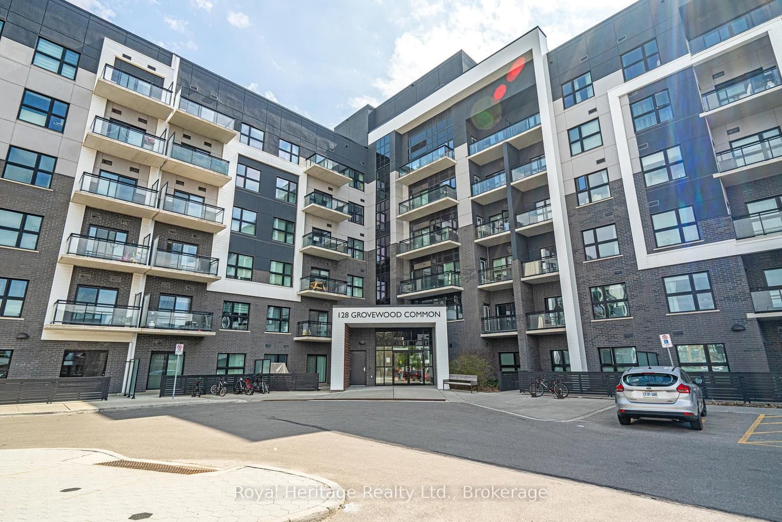 #319 - 128 Grovewood Common