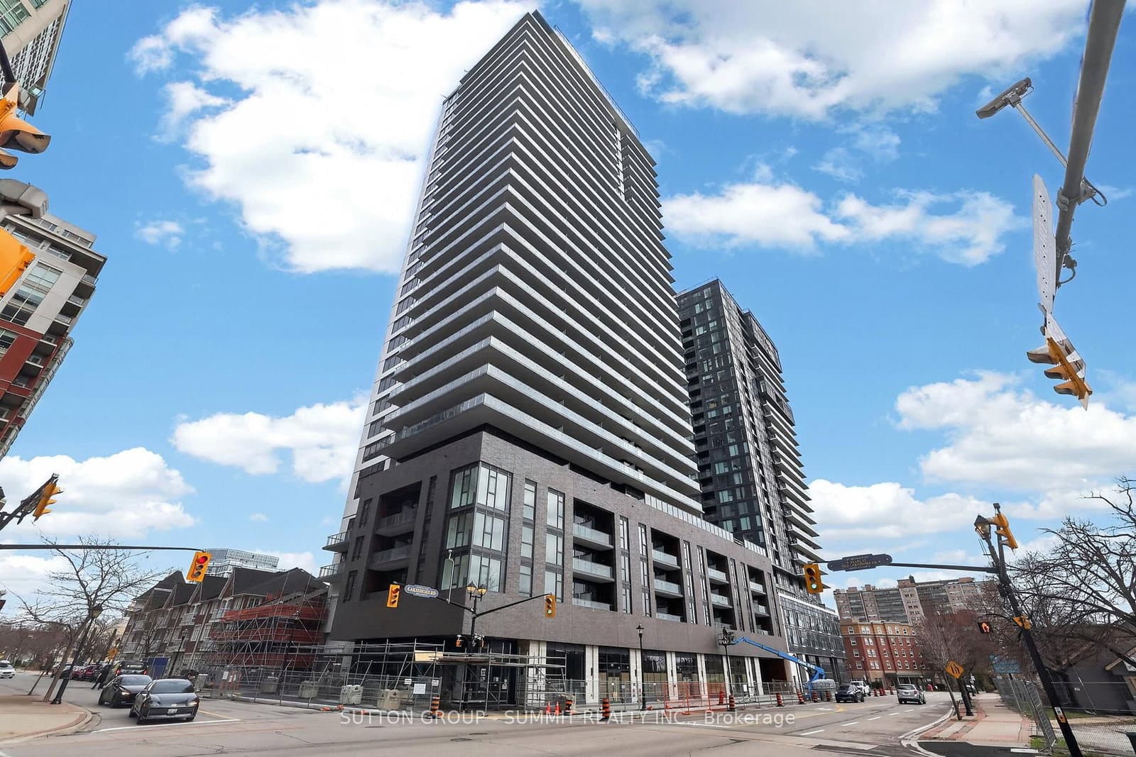 #2401 - 2075 Lakeshore Road