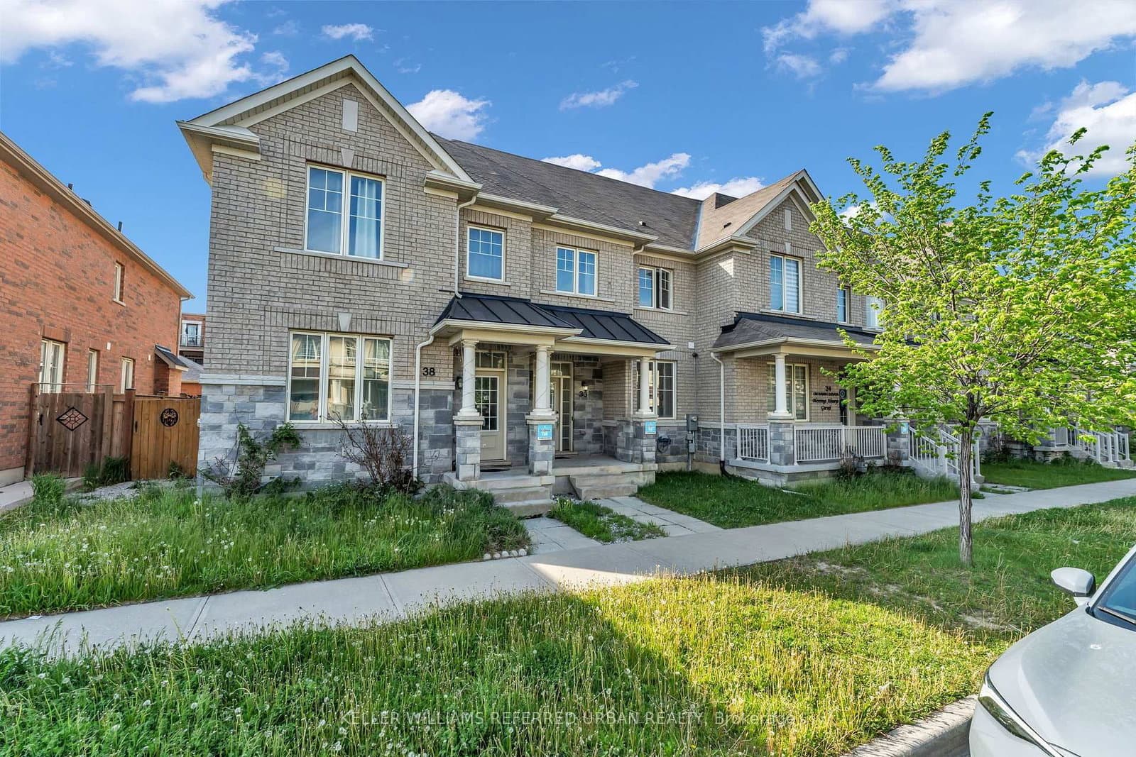 36 Ledger Point Crescent