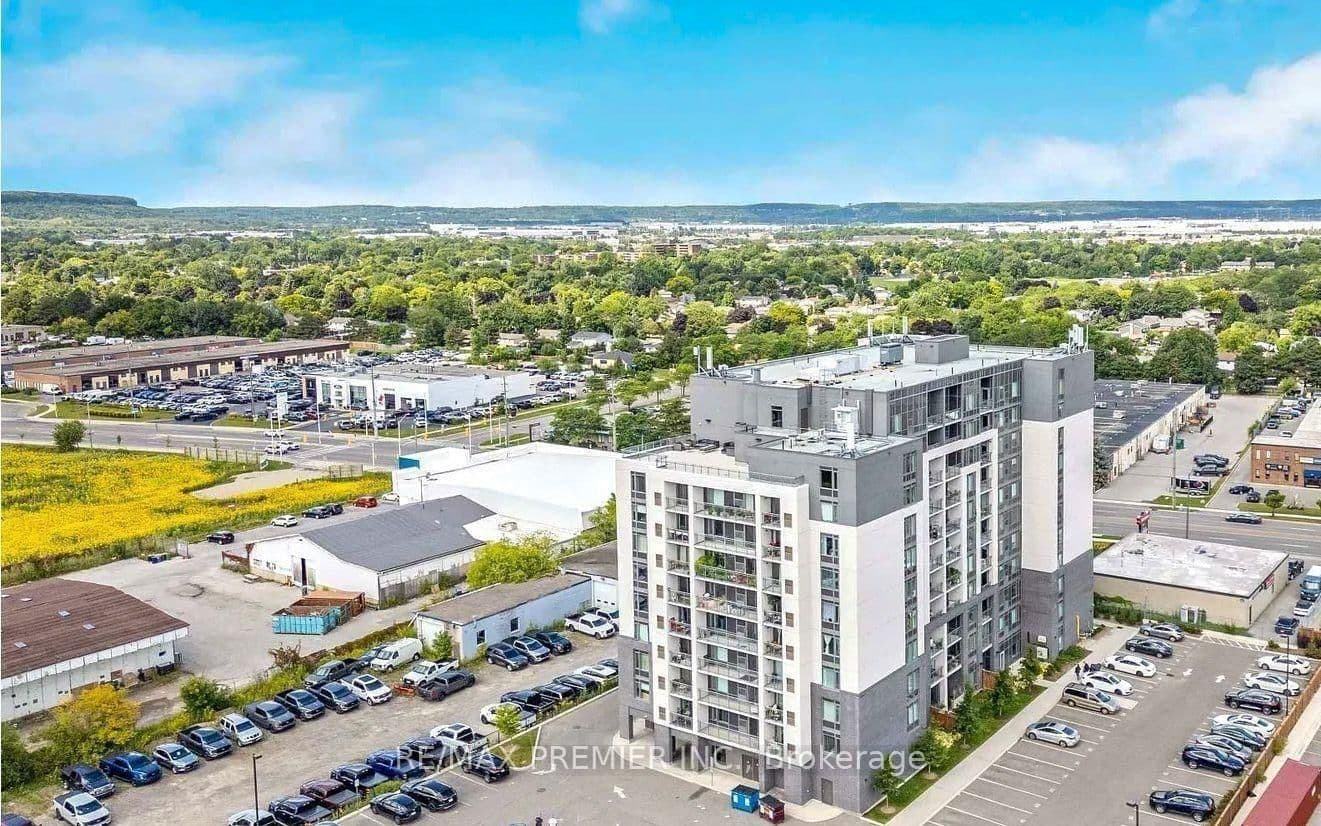 #905 - 716 Main Street E
