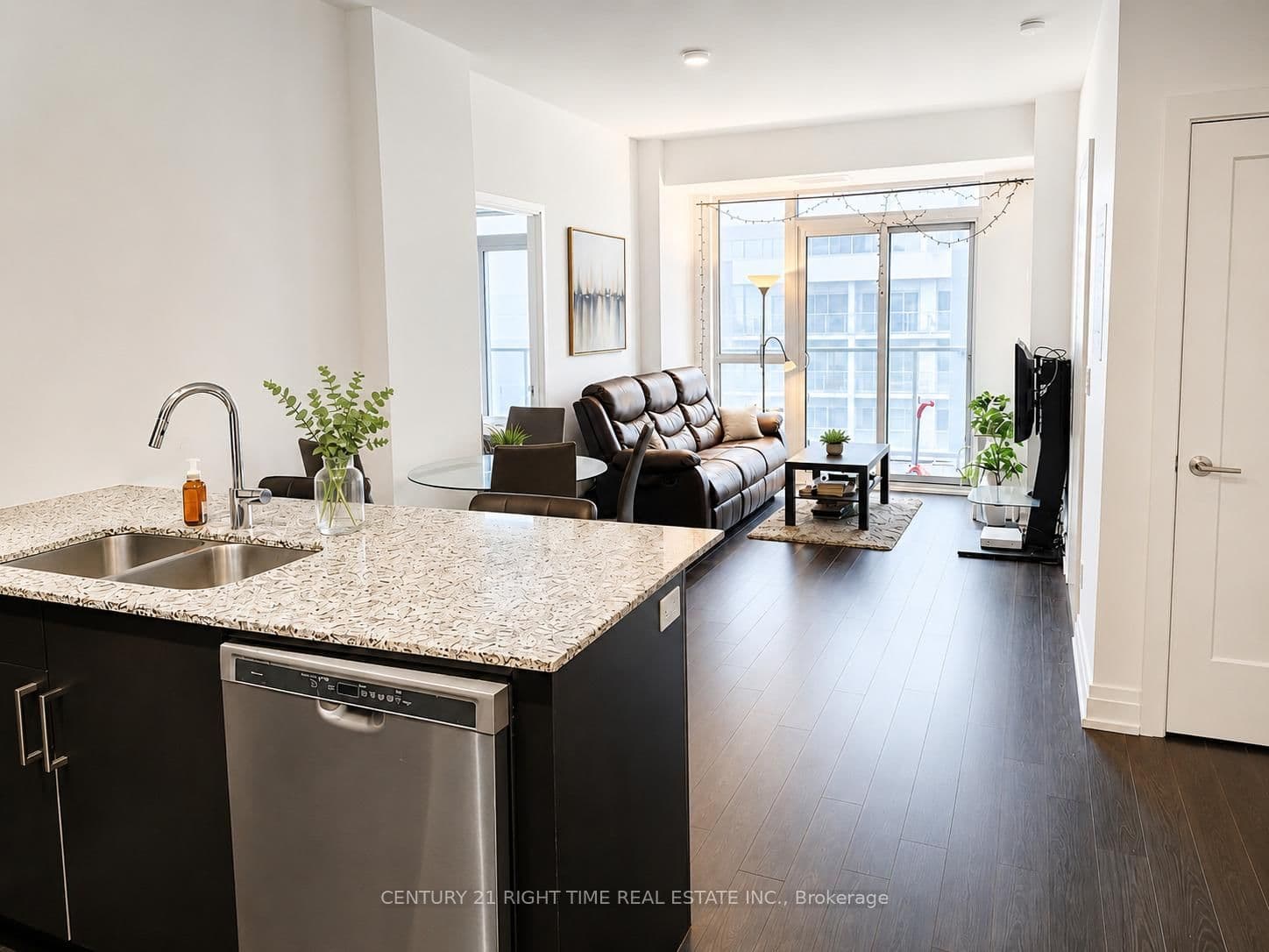 #1506 - 65 SPEERS Road