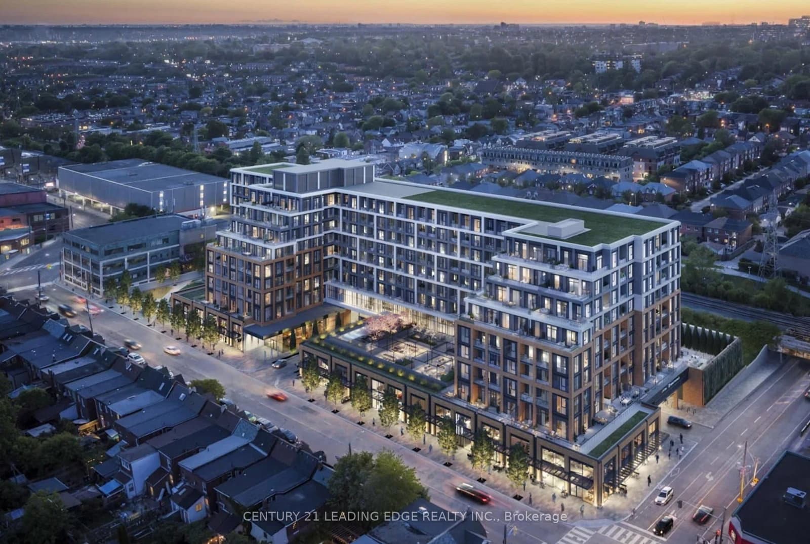 #313 - 858 Dupont Street