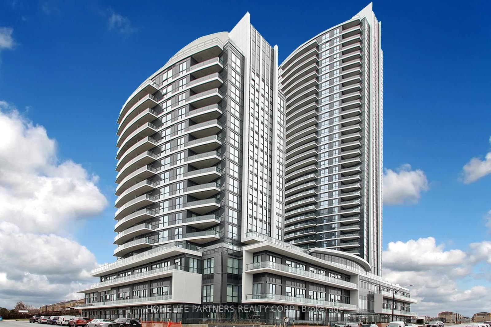 #720 - 35 Watergarden Drive