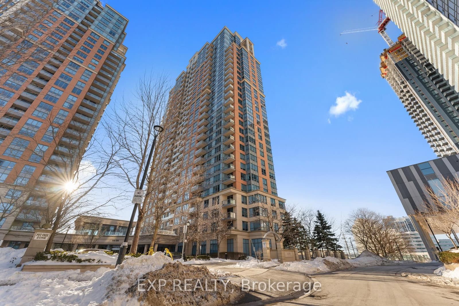 #436 - 35 Viking Lane