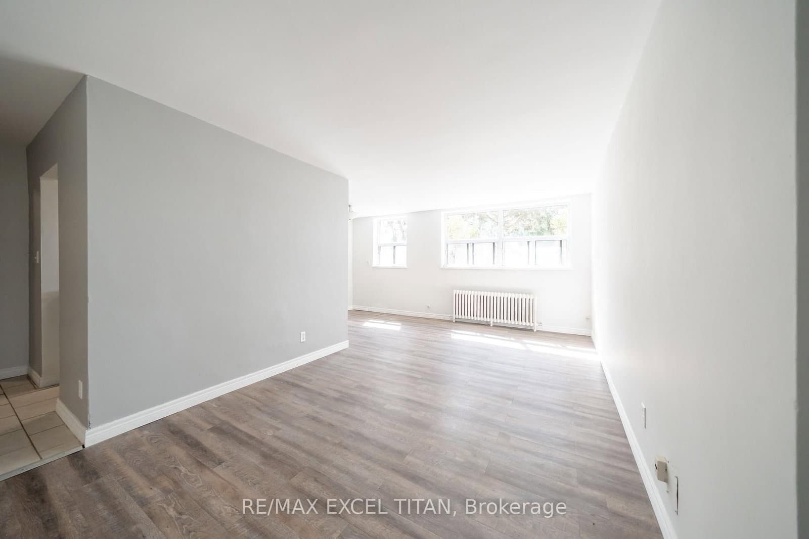 #11 - 799 Robinson Street