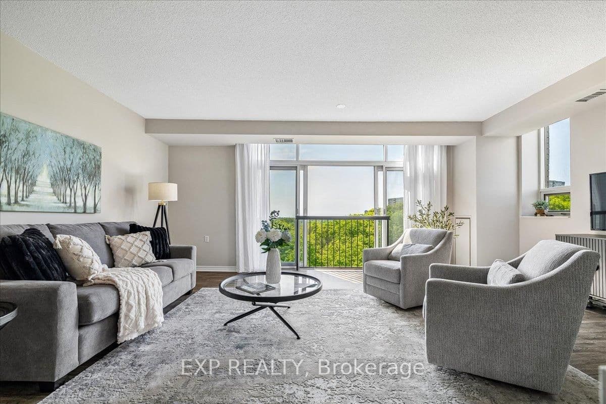 #708 - 200 Burnhamthorpe Road E