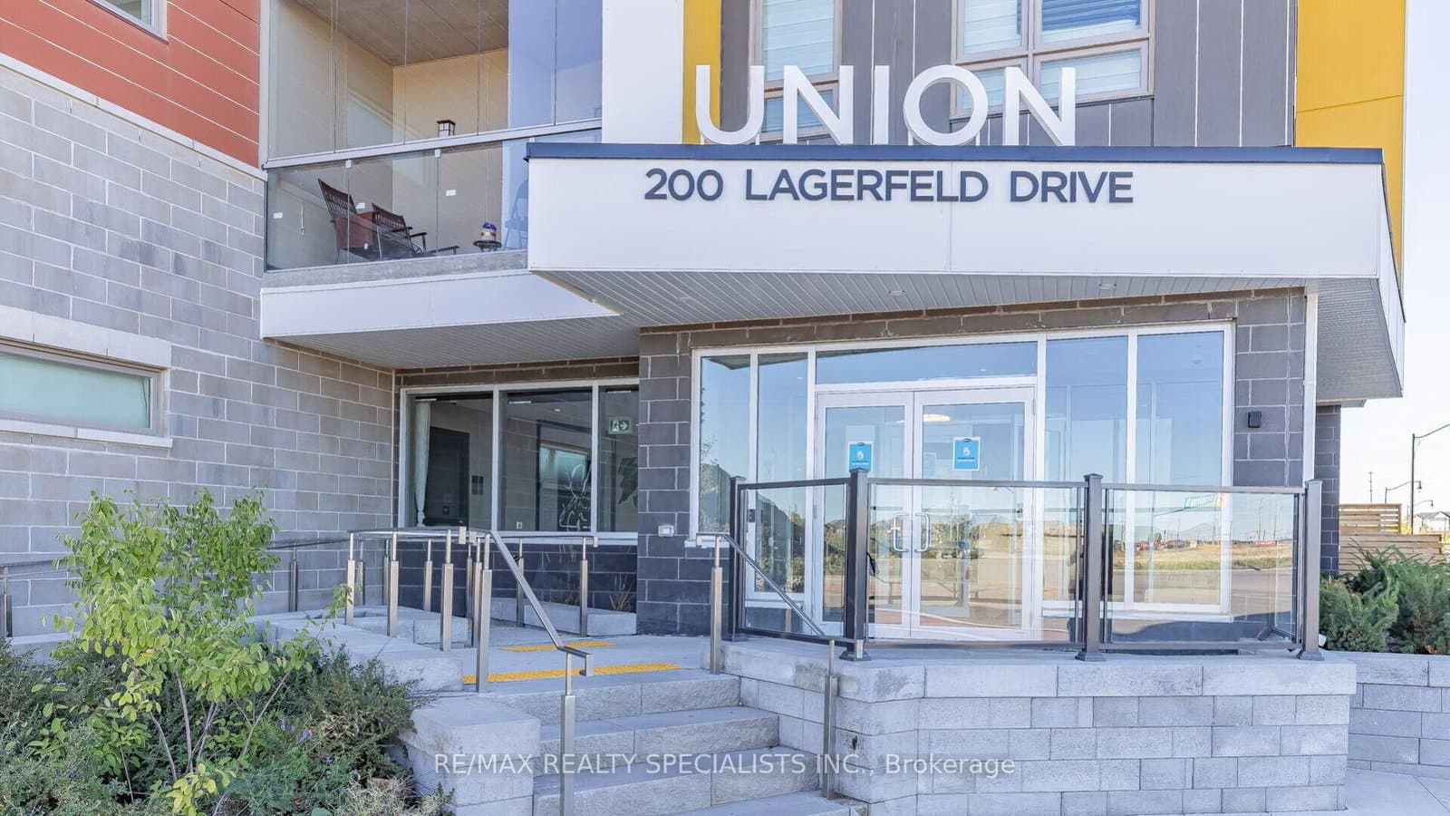 200 Lagerfeld Drive, Unit 305