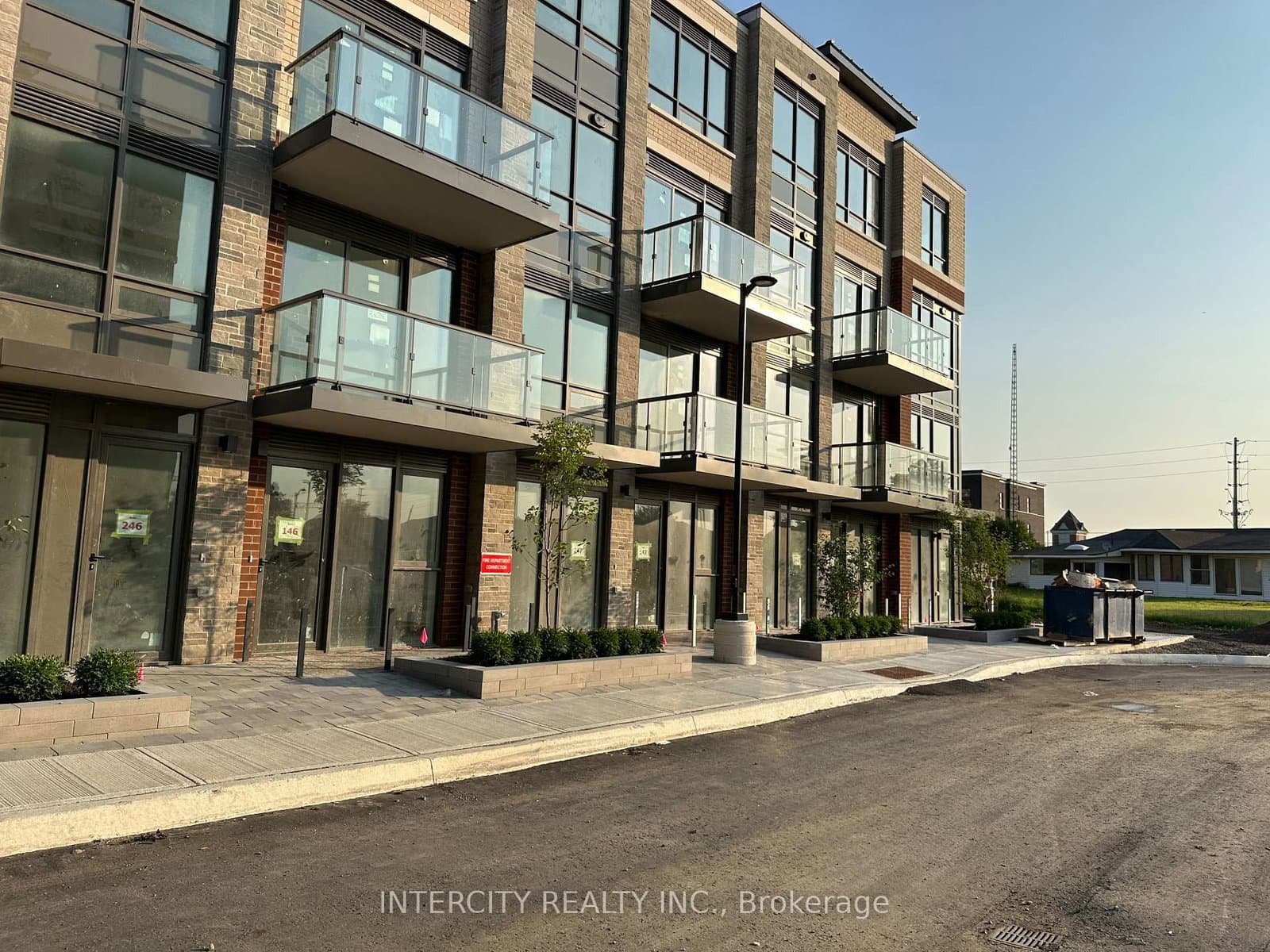 65 Attmar Drive, Unit 262