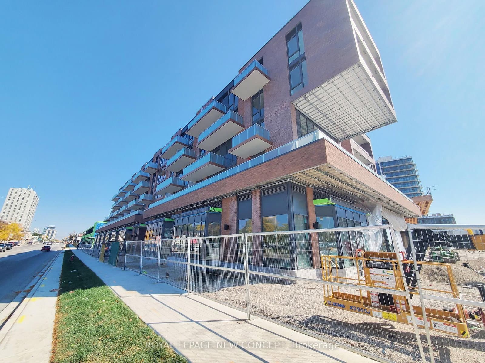 215 Lakeshore Road W, Unit 347