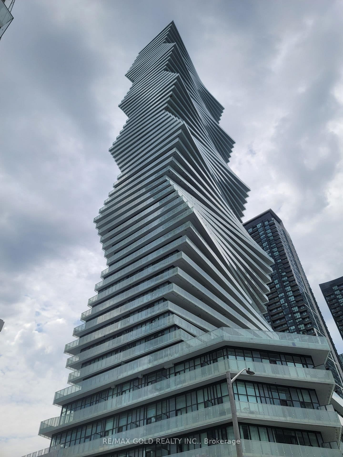 3900 Confederation Parkway, Unit 1804