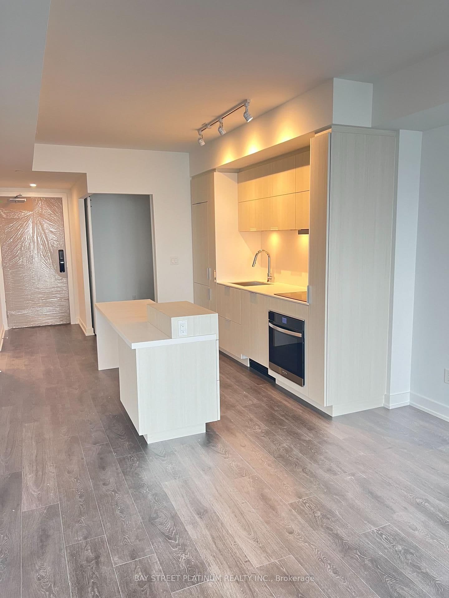 370 MARTHA Street, Unit 1105