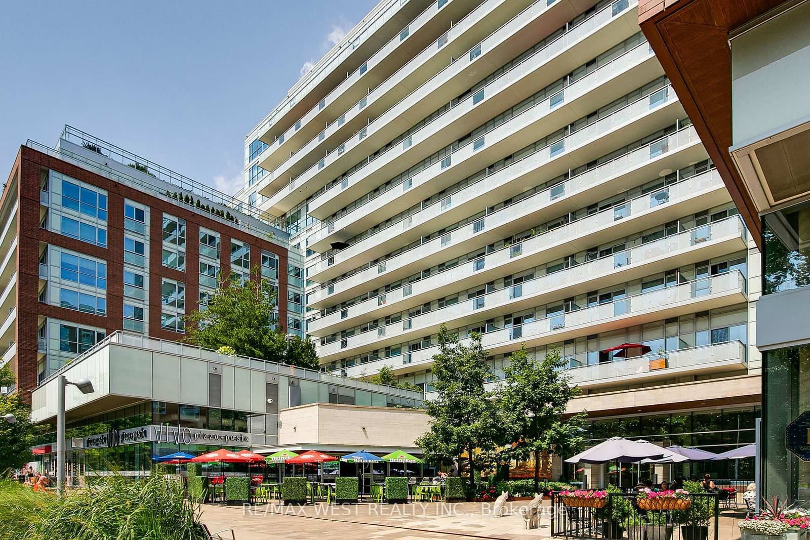 1830 Bloor Street W, Unit 411