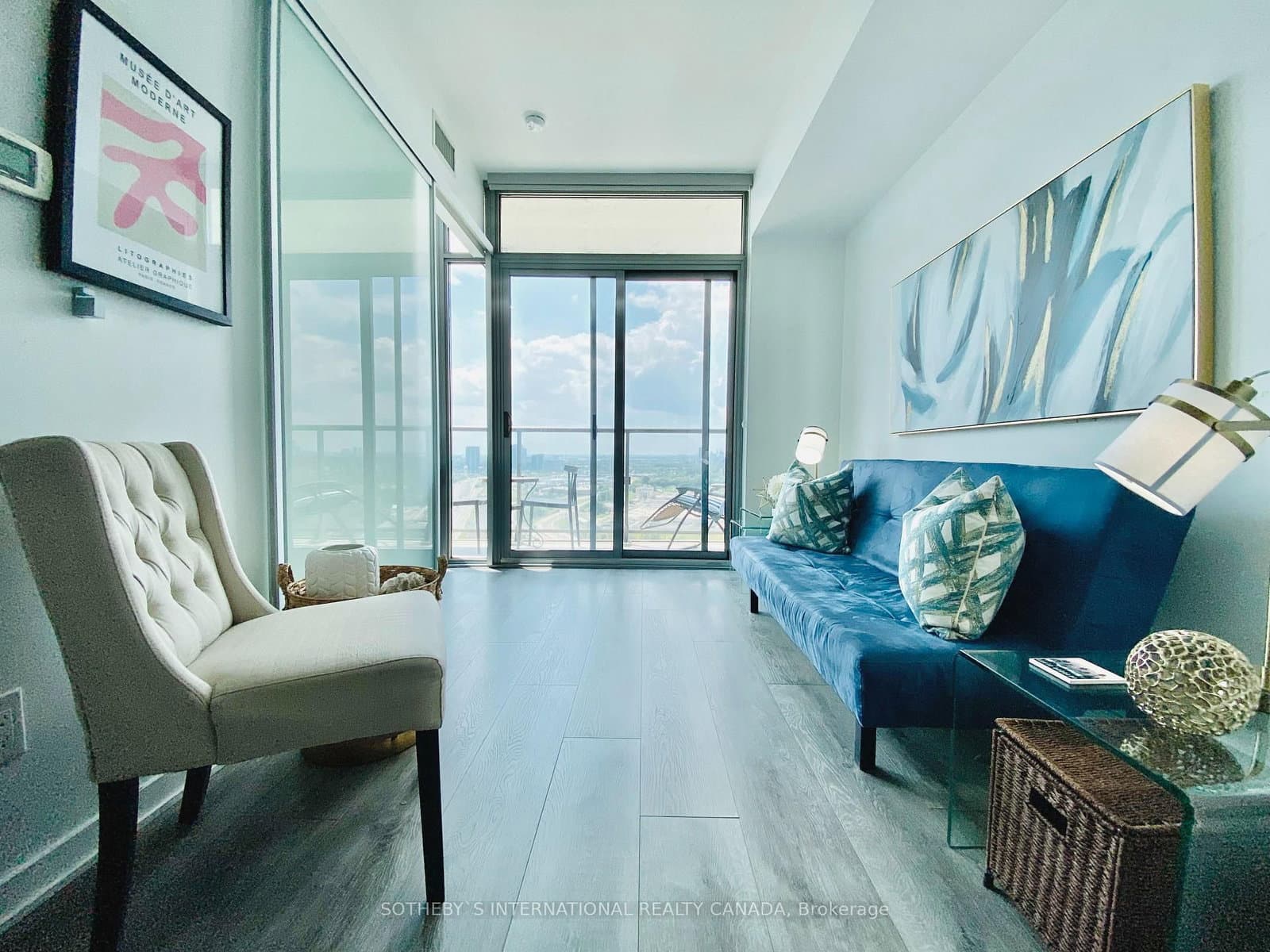 105 The Queensway Avenue, Unit 2609