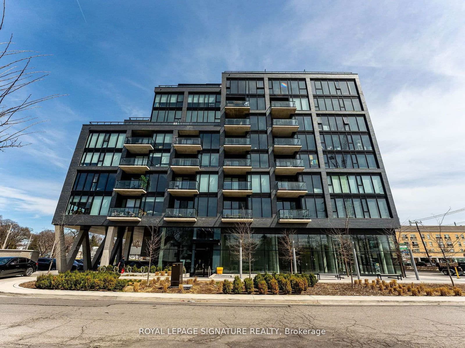 7 Smith Crescent, Unit 704