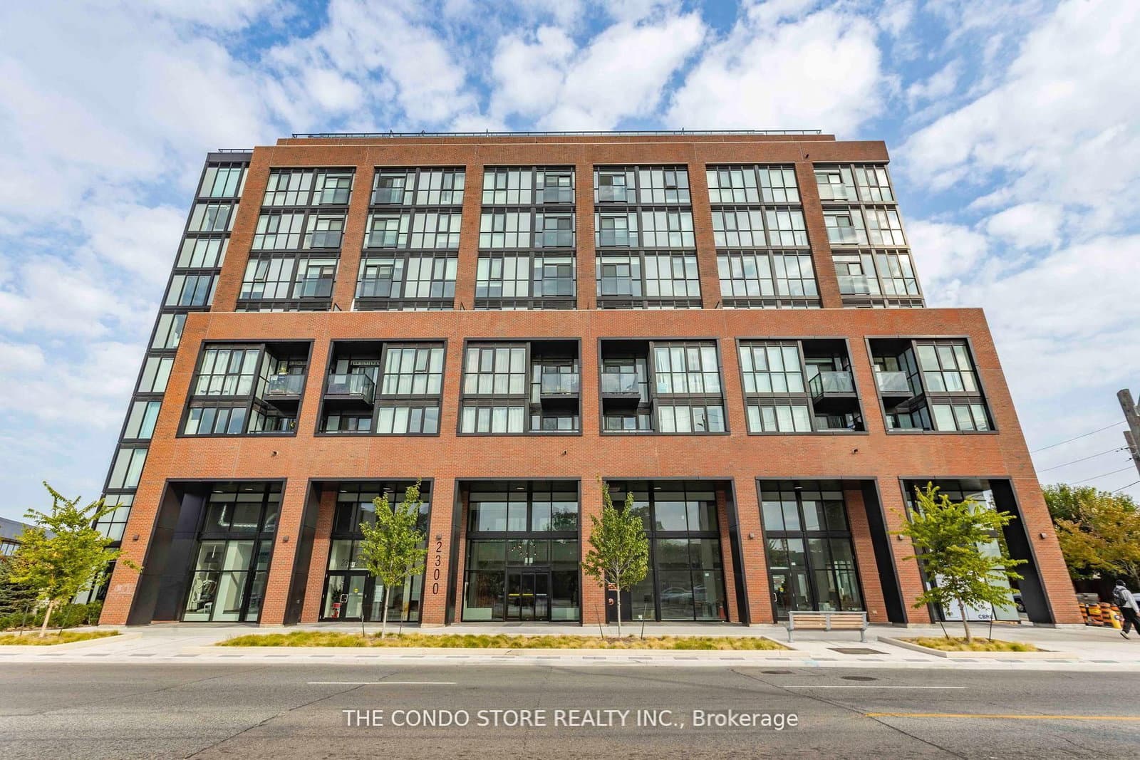2300 St. Clair Avenue W, Unit 705