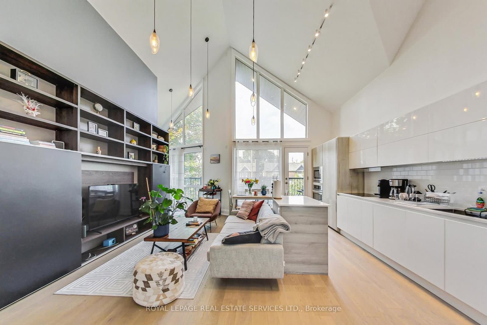 135 Evans Avenue, Unit B