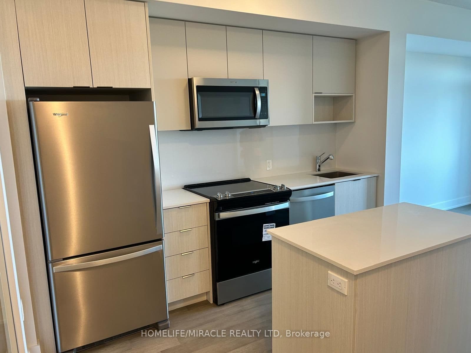 202 Burnhamthorpe Road E, Unit 1101W