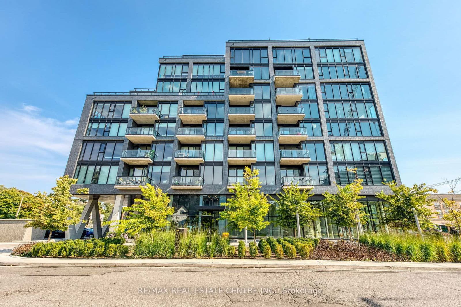 7 Smith Crescent, Unit 519