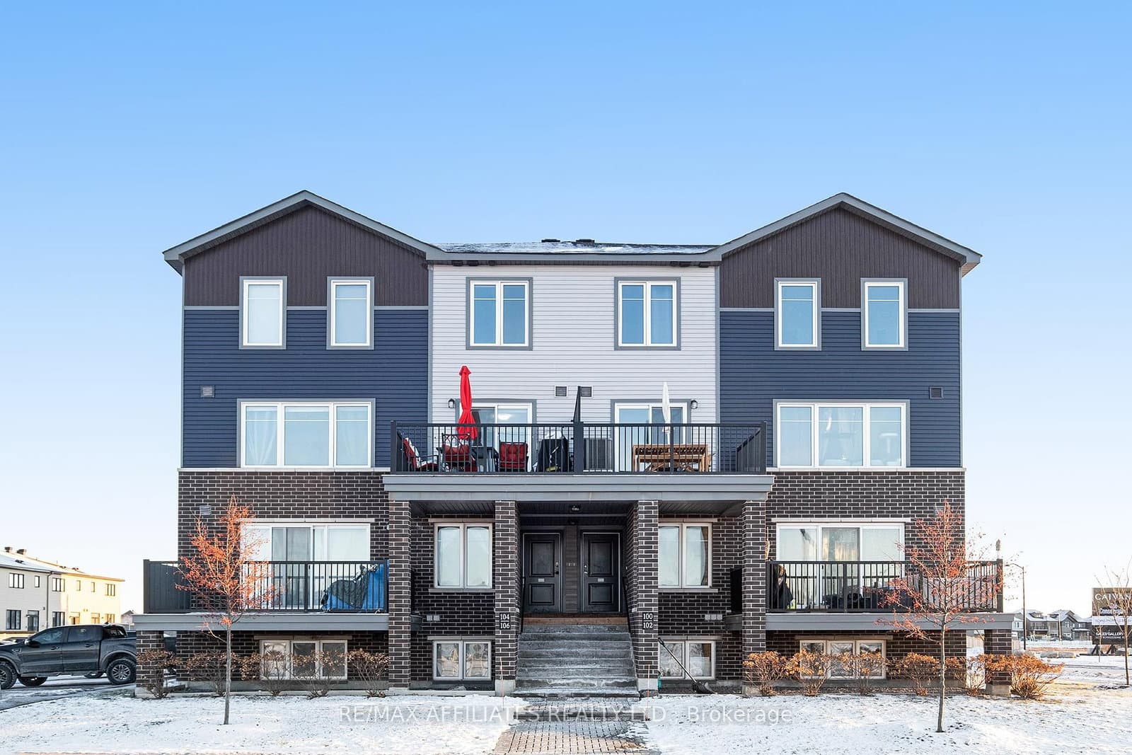 106 Chakra Street W, Unit 6