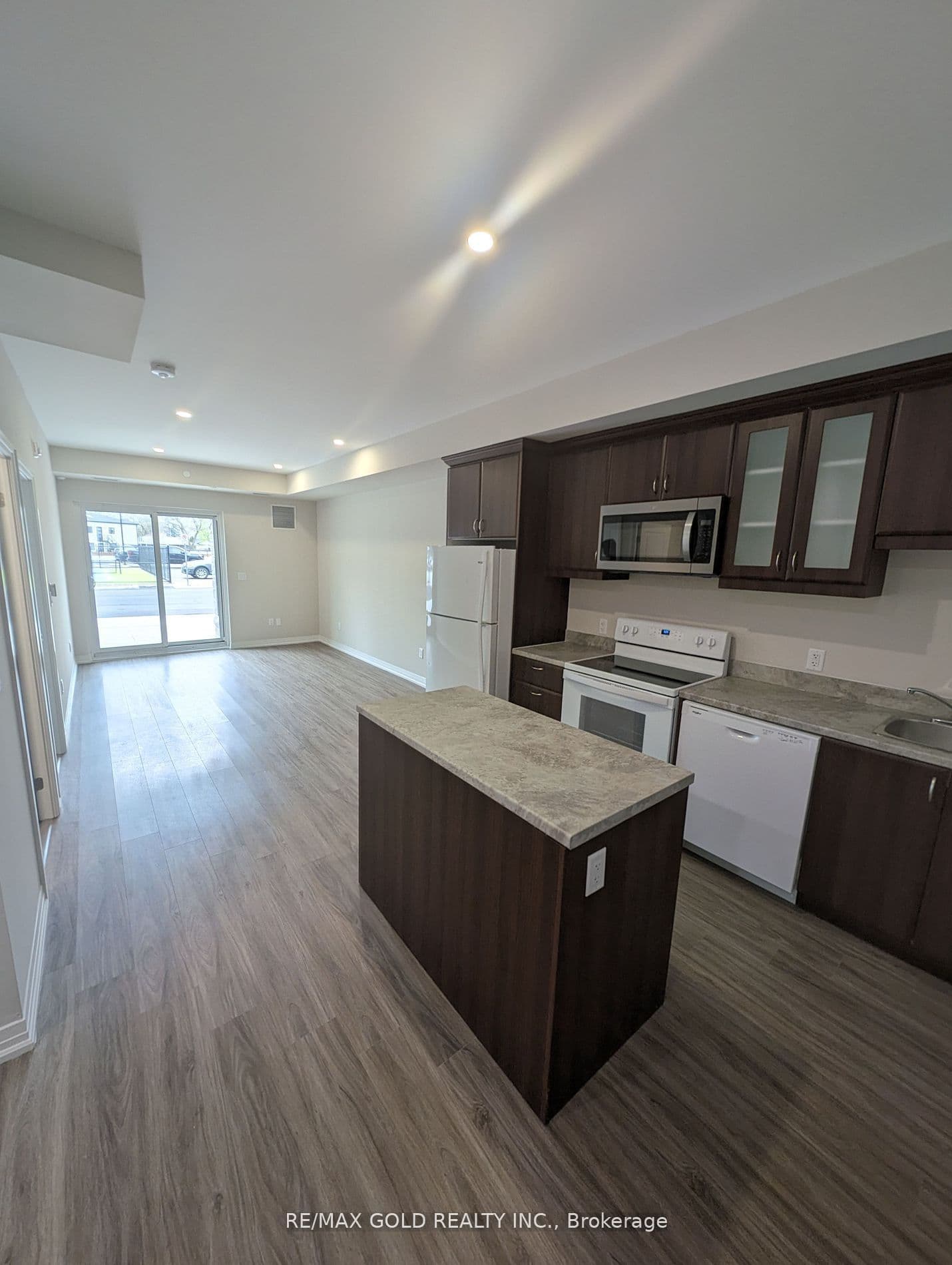 50 Herrick Avenue, Unit 105