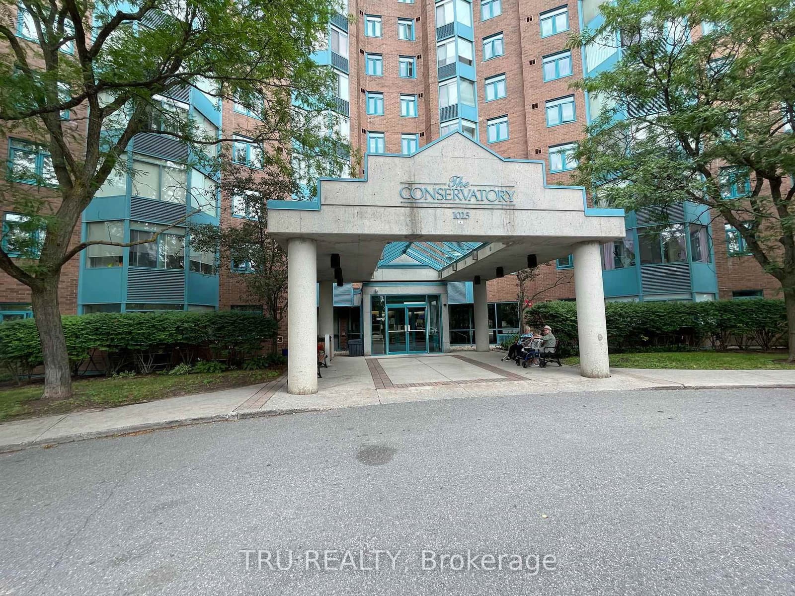 1025 Grenon Avenue, Unit 609