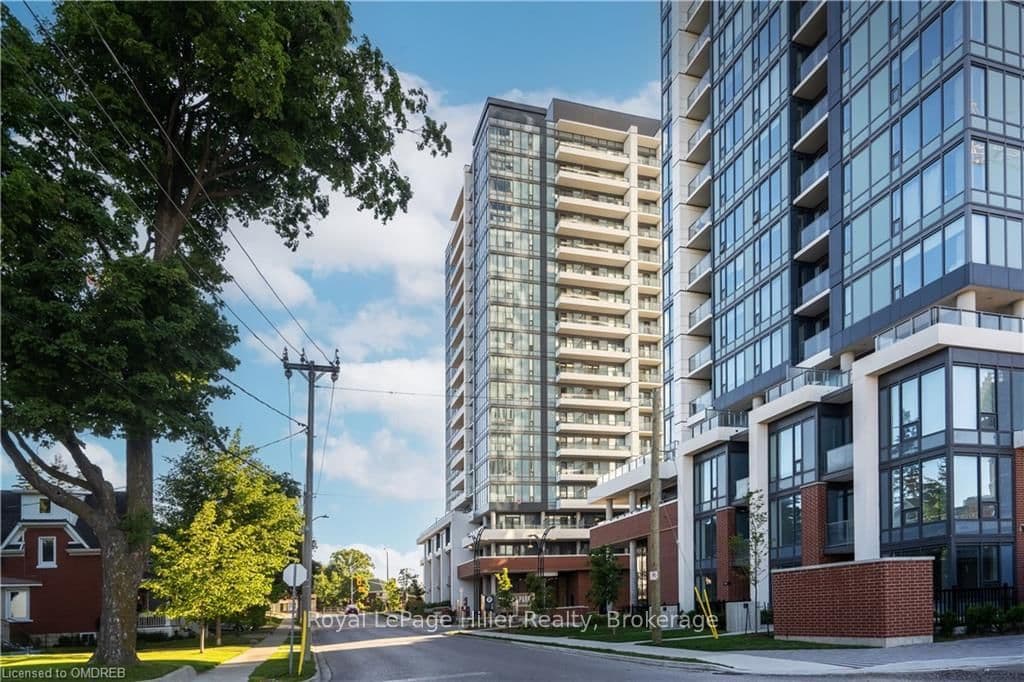 15 Wellington Street S, Unit 1606