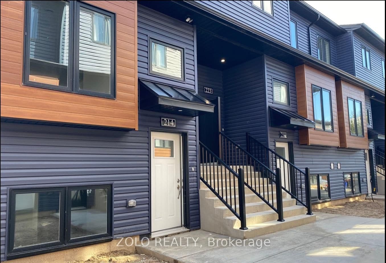 781 Clare Avenue, Unit 223